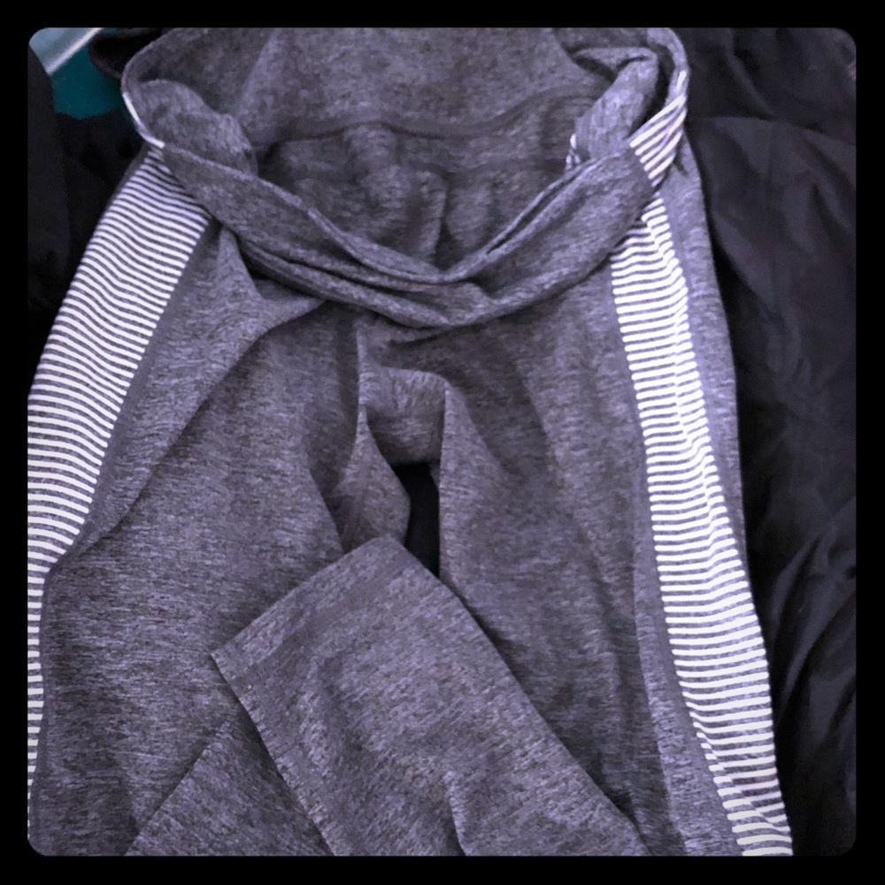 Workout leggings.